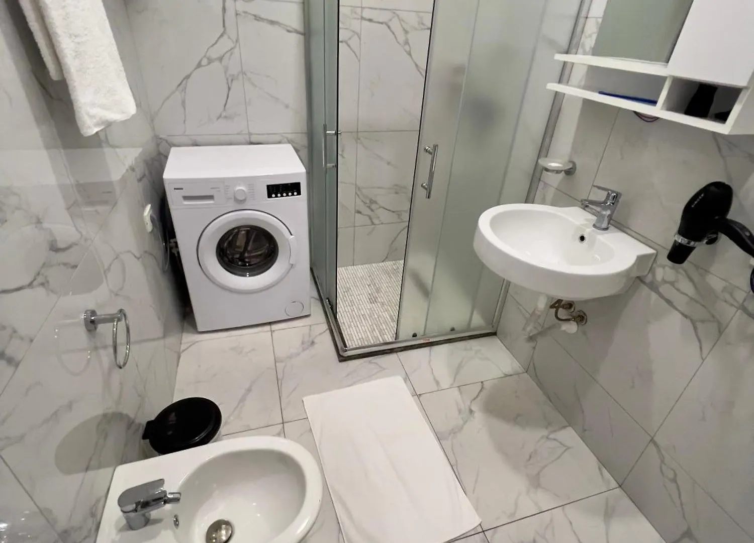 Jessie'S Apartments Durres Albania